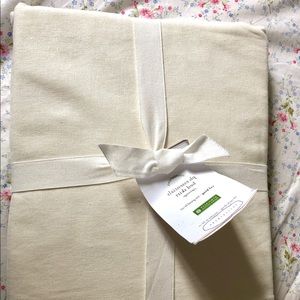 Pottery Barn Juponnage Cal King Bedskirt